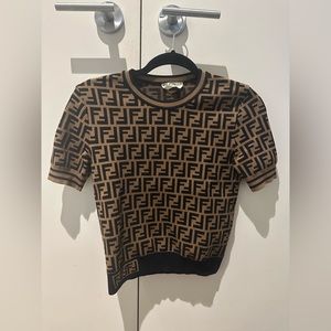 Fendi Pullover
Fabric FF motif jumper